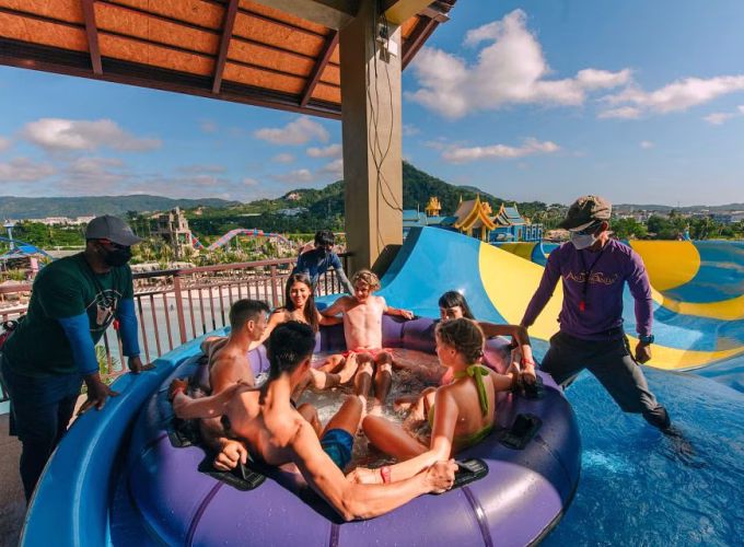 Phuket: Andamanda Water Park Ticket
