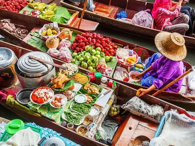 Damnoen Saduak Floating Markets & Ayutthaya Temples