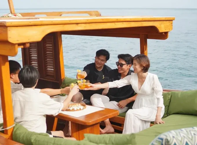 Private Full-Day Luxury Long-Tail Boat Experience
